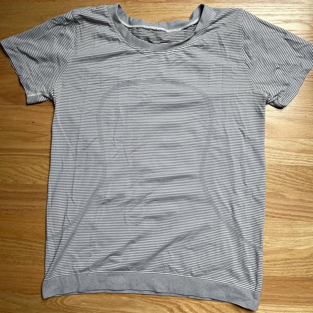 Striped Lululemon top